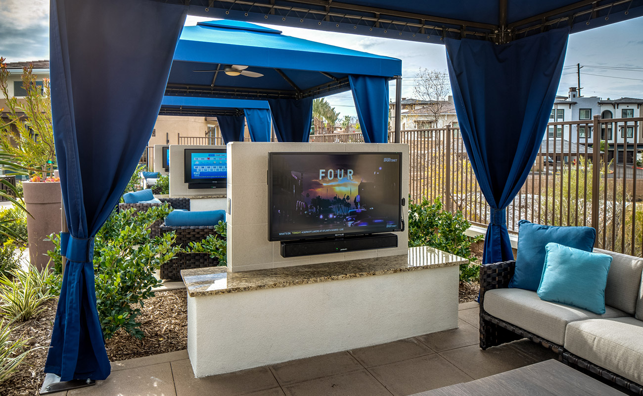 Exterior Amenities The Core